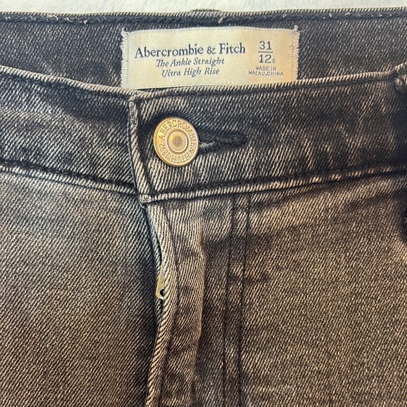 Abercrombie & Fitch High Rise Jeans - Dark Gray 31/12S - Picture 5 of 11